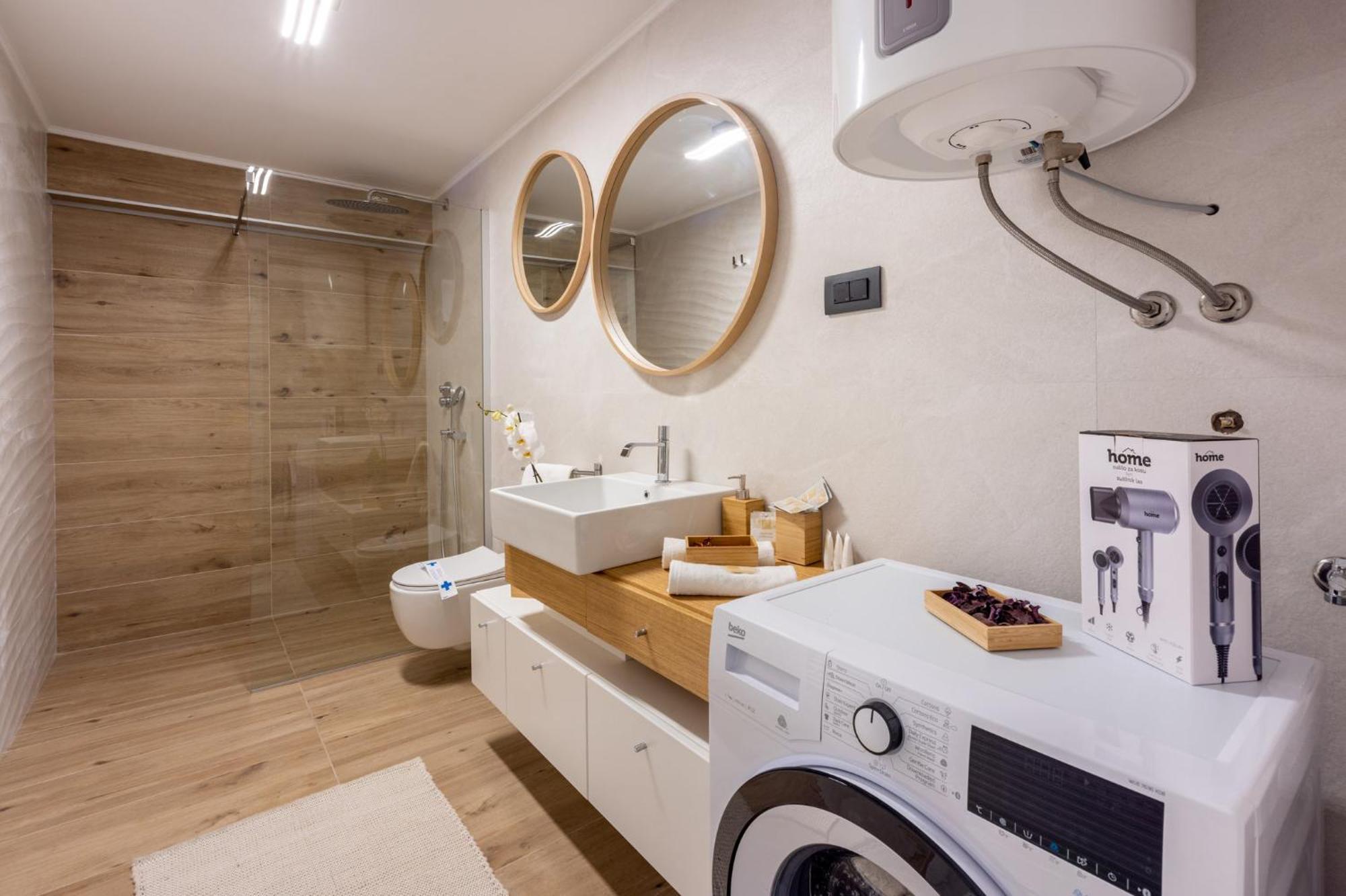 Panoramica Apartment With Whirlpool ซริกเวนิซา ภายนอก รูปภาพ