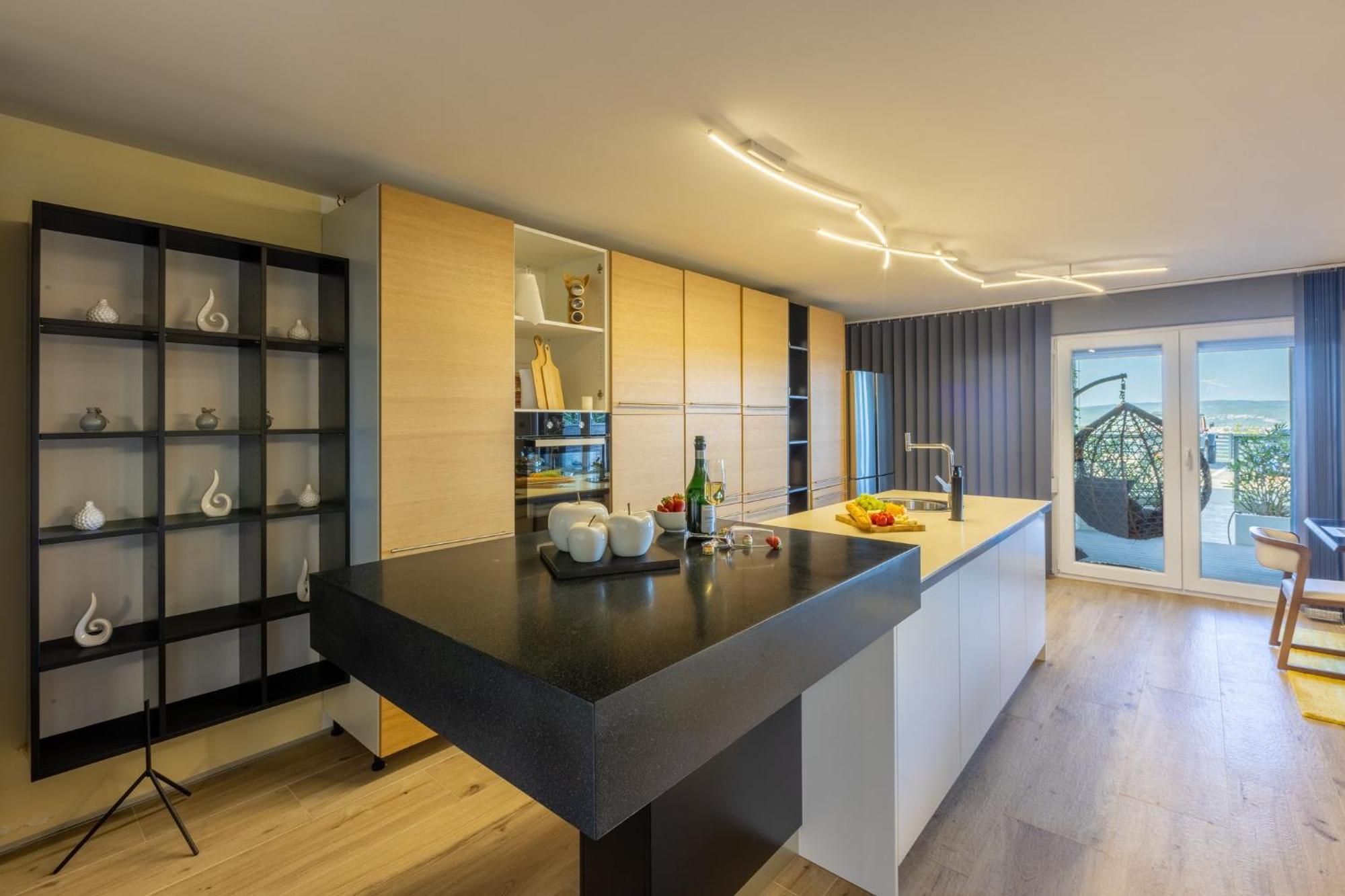 Panoramica Apartment With Whirlpool ซริกเวนิซา ภายนอก รูปภาพ