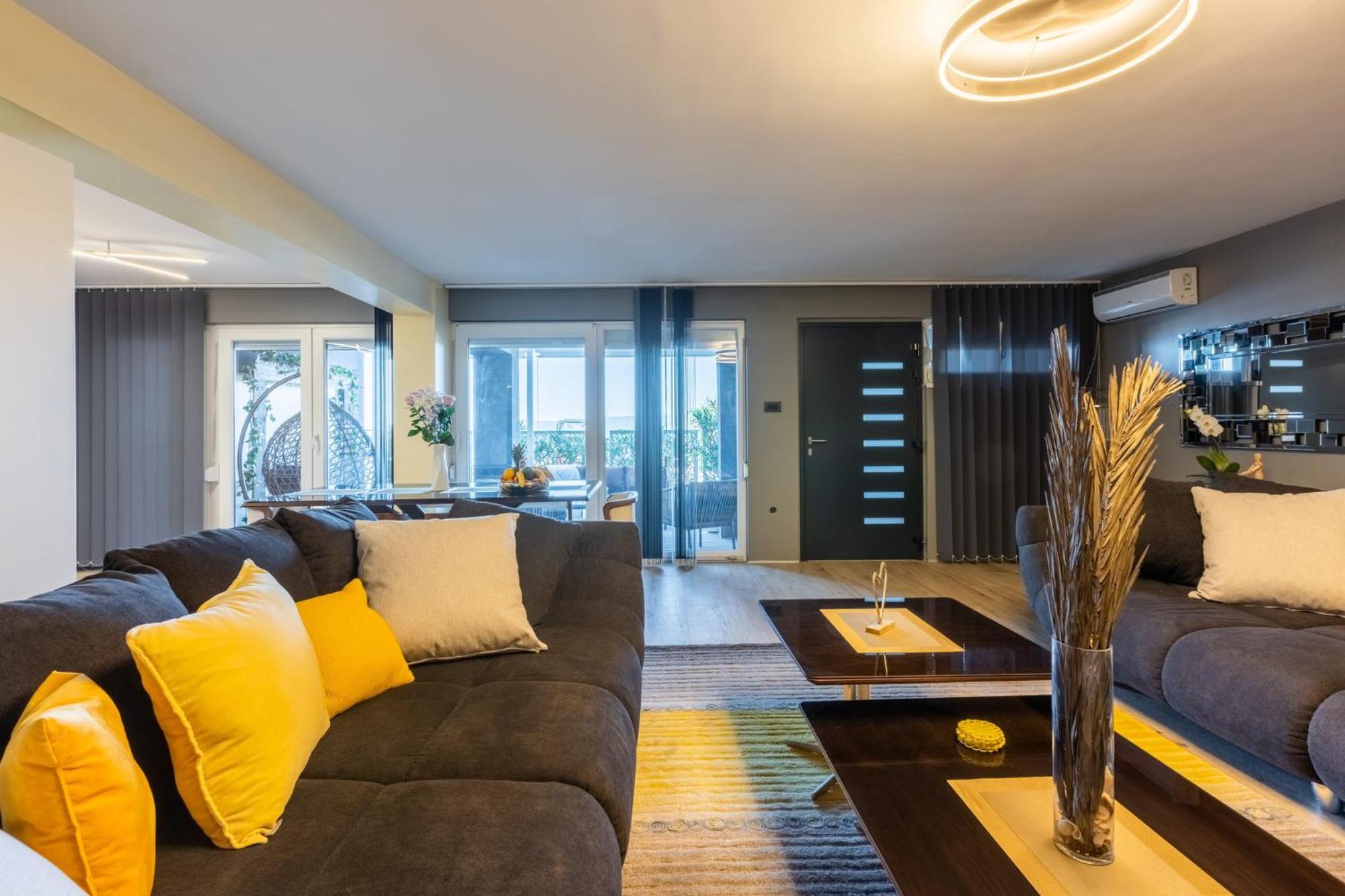 Panoramica Apartment With Whirlpool ซริกเวนิซา ภายนอก รูปภาพ