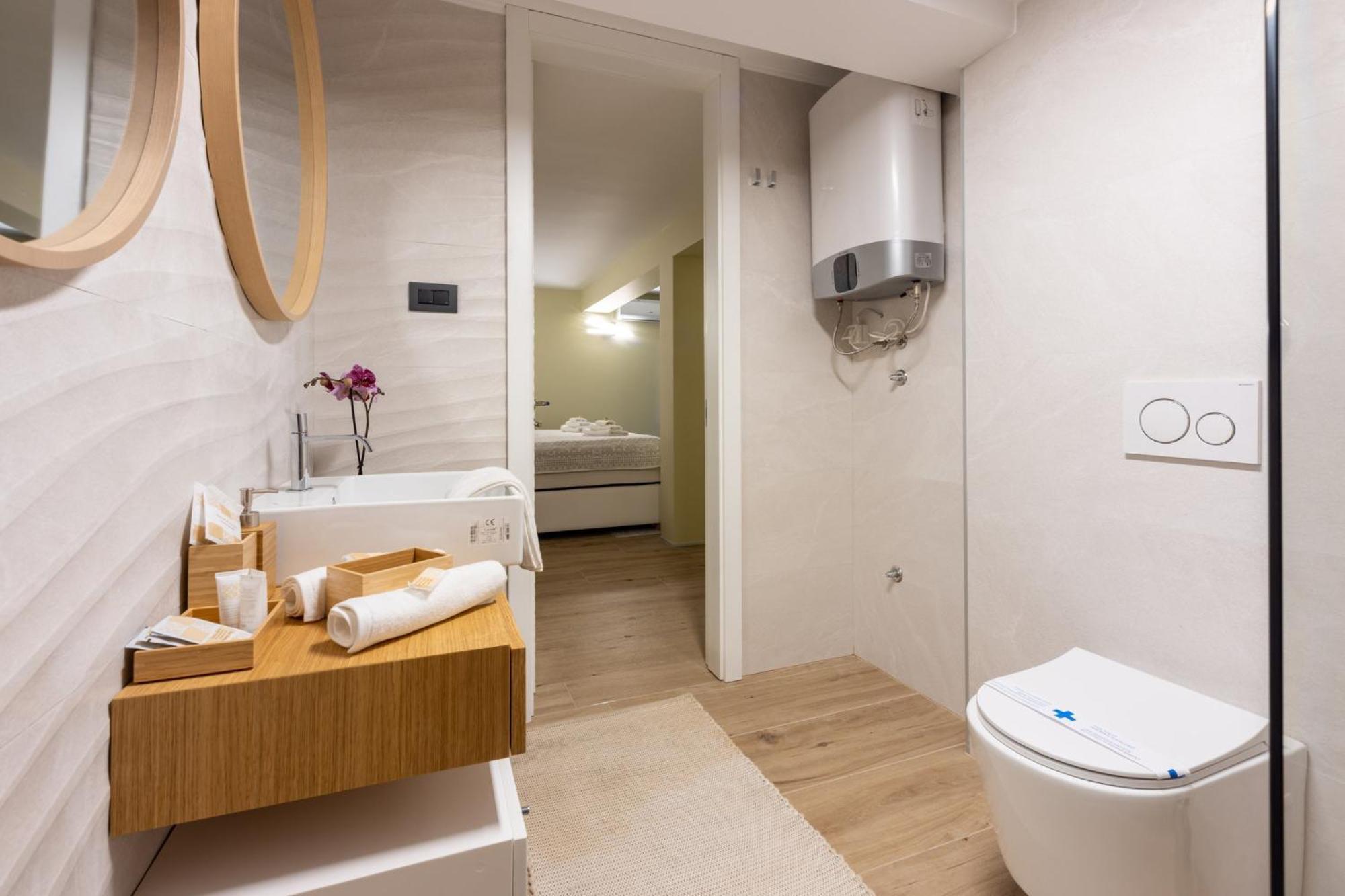 Panoramica Apartment With Whirlpool ซริกเวนิซา ภายนอก รูปภาพ