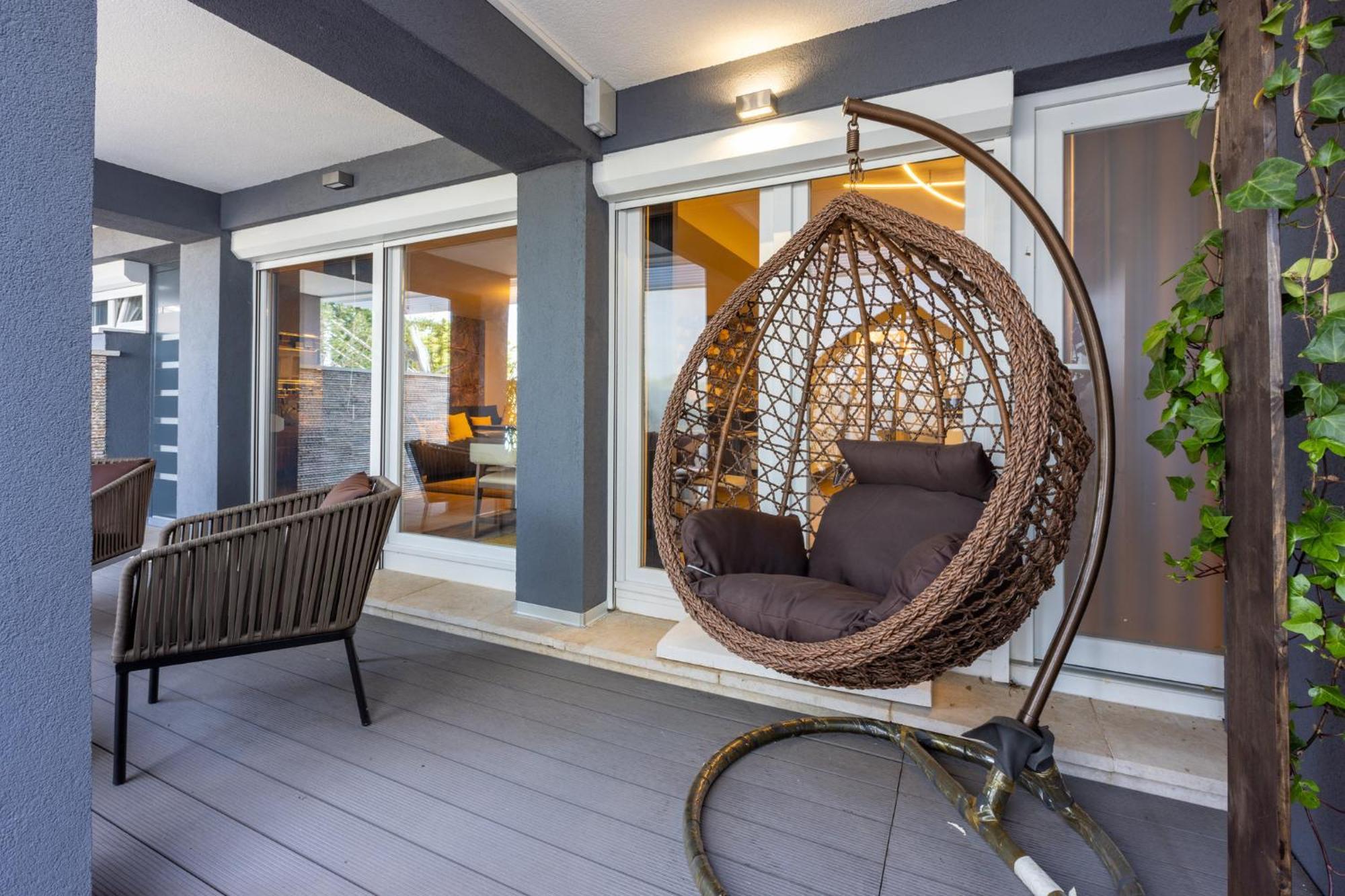 Panoramica Apartment With Whirlpool ซริกเวนิซา ภายนอก รูปภาพ